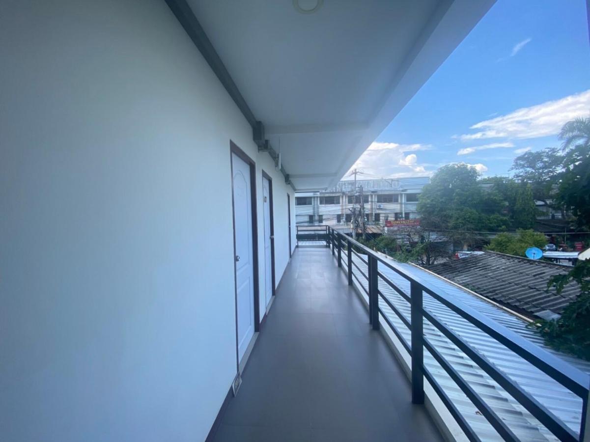 Oyo 1135 Triple A Residence Чиангмай Экстерьер фото