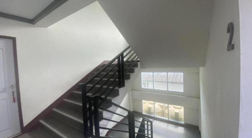 Oyo 1135 Triple A Residence Чиангмай Экстерьер фото